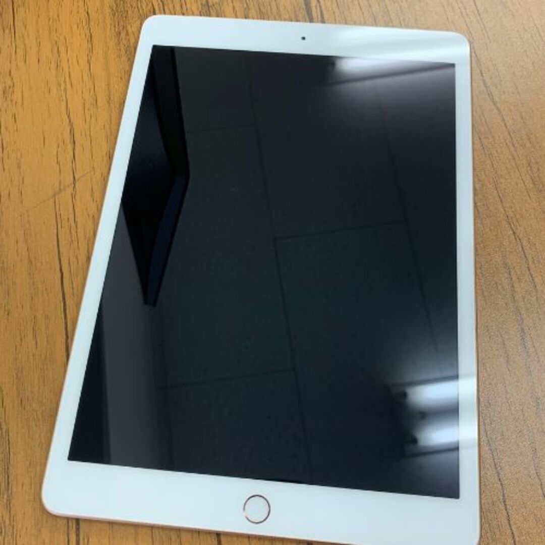 【美品】iPad 8 SIMロック解除済  32GB ゴールド