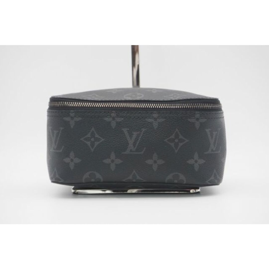 LOUIS VUITTON - LOUIS VUITTON ルイヴィトン ポーチの通販 by