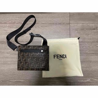 フェンディ  ショルダー バッグ(ショルダーバッグ)