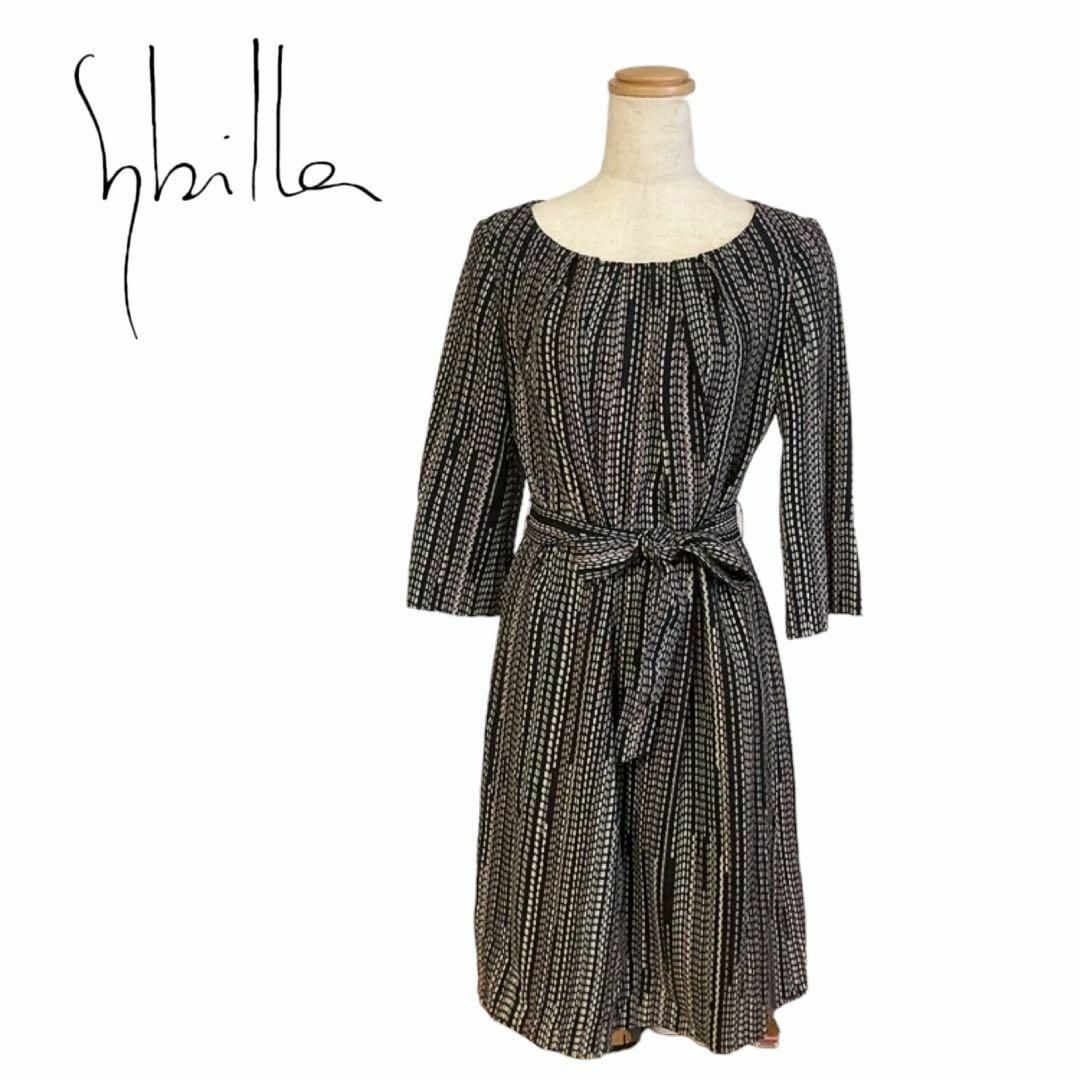 Sybilla(シビラ)の美品　Sybilla シビラ　ワンピース 紫系　黒　キレイめ　七分袖　Mサイズ レディースのワンピース(ひざ丈ワンピース)の商品写真