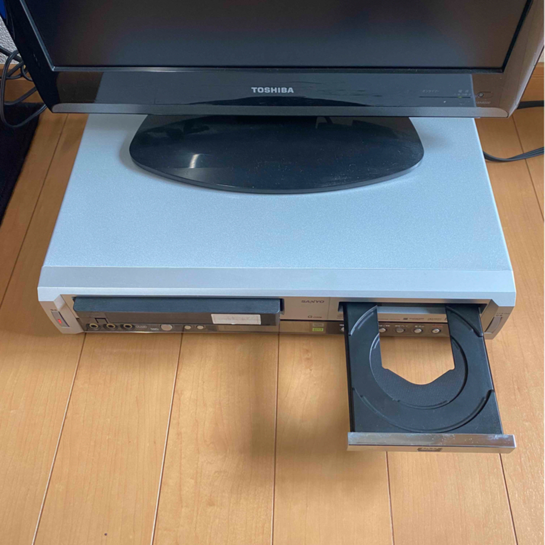 SANYO  DVDプレーヤー一体型ビデオテープレコーダー