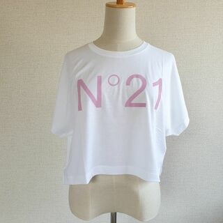 ヌメロヴェントゥーノ(N°21)の【新品・未使用】N°21 KIDS ロゴ クロップドTシャツ　ホワイト　14Y(Tシャツ/カットソー)