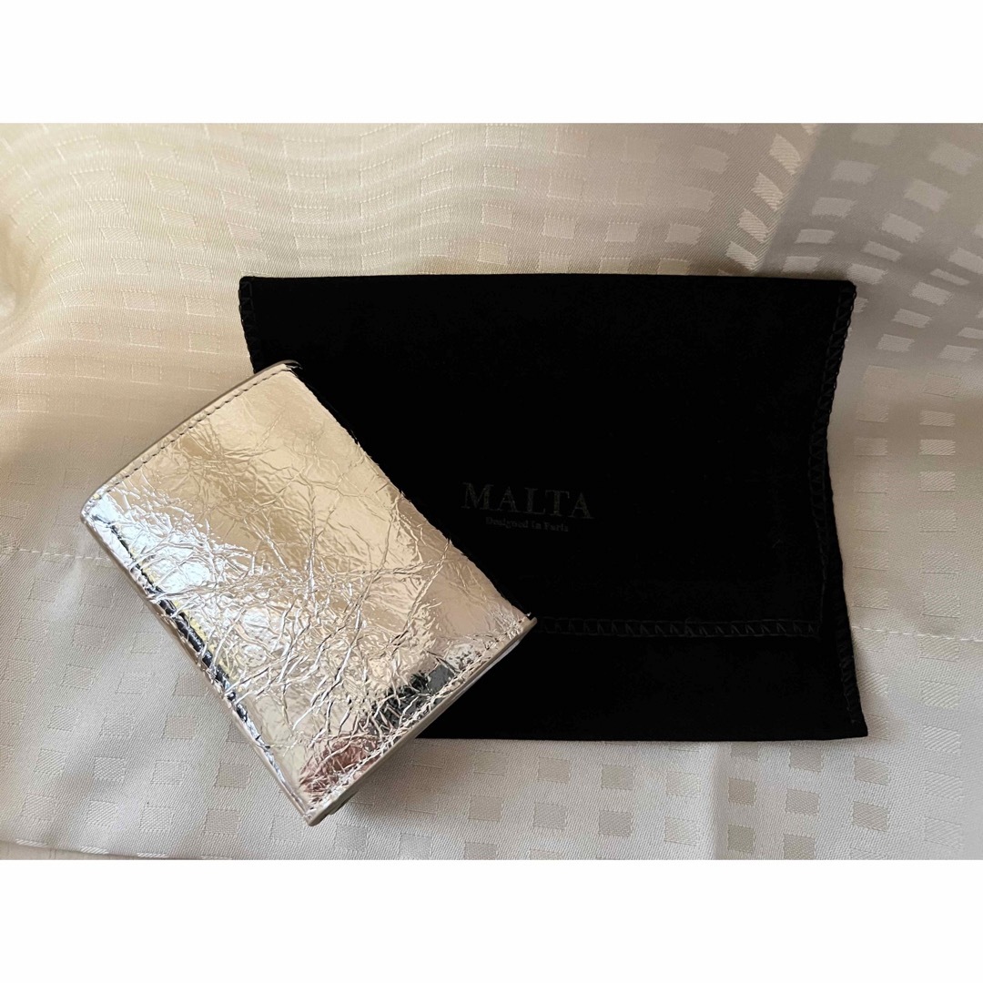 MALTA(マルタ)の【MALTA】三つ折り財布 ゴールド ミニ財布 レザー レディースのファッション小物(財布)の商品写真
