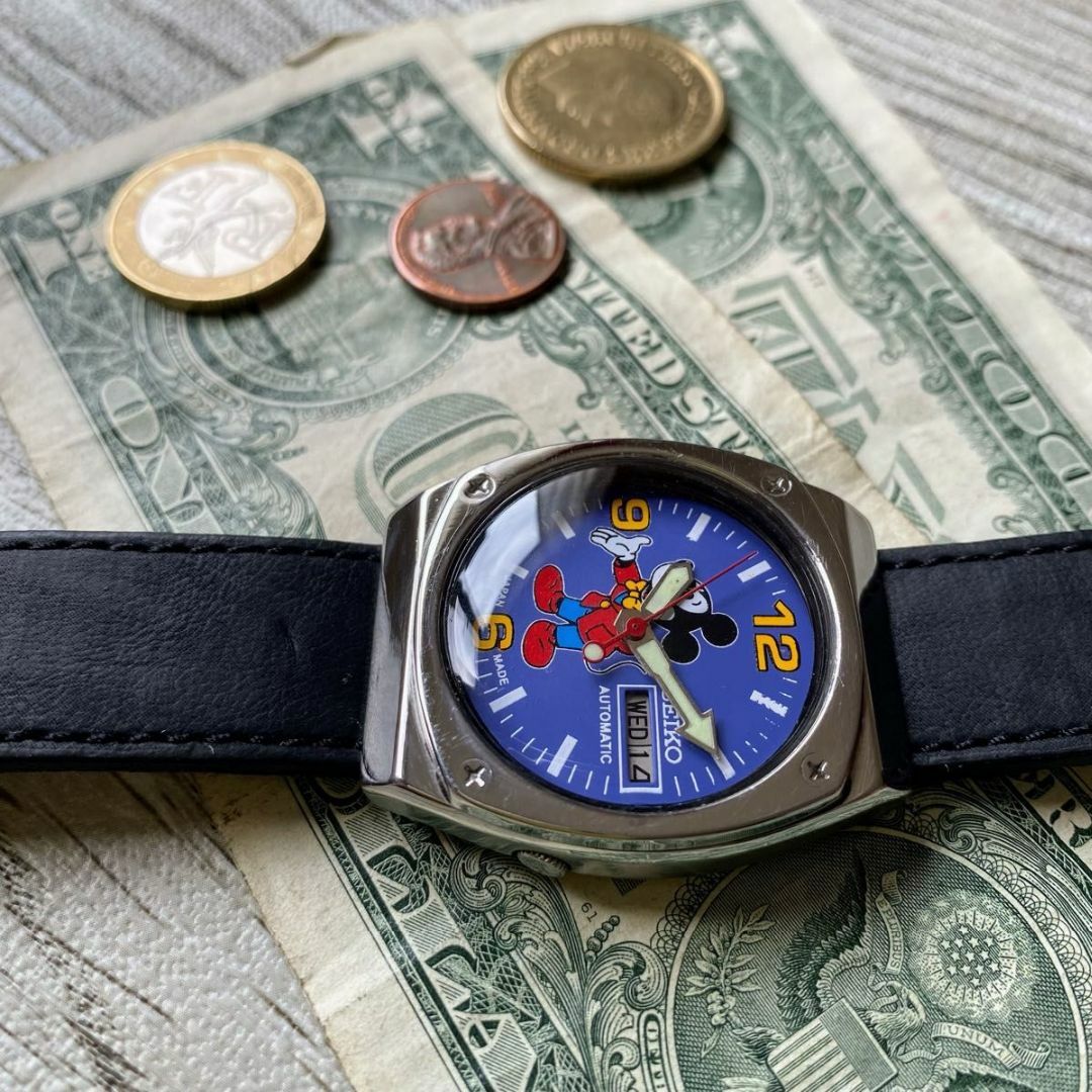 SEIKO(セイコー)の【レトロなミッキー】セイコー メンズ腕時計 パープル 自動巻 ヴィンテージ メンズの時計(腕時計(アナログ))の商品写真