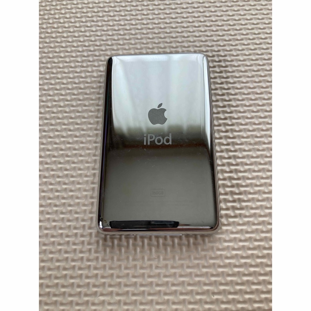 Apple(アップル)の☆良品！iPod classic 160GB シルバー☆ スマホ/家電/カメラのオーディオ機器(ポータブルプレーヤー)の商品写真