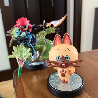 カプコン(CAPCOM)のリオレイア＆シュヴァル　ナビルー　amiibo(ゲームキャラクター)