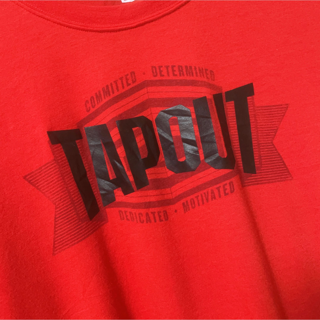 Tシャツ　XXLサイズ　レッド　赤　USA古着　TAP OUT　格闘技　UFC メンズのトップス(Tシャツ/カットソー(半袖/袖なし))の商品写真