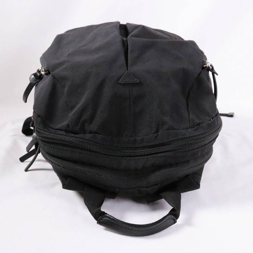 SAZABY(サザビー)のSAZABY PLUSLINEリュック・ブラック　A4OK サザビー   レディースのバッグ(リュック/バックパック)の商品写真