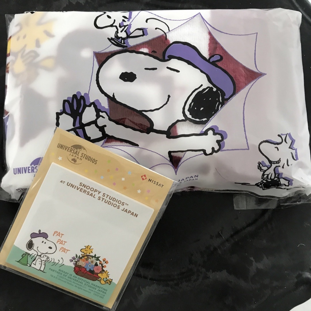 SNOOPY(スヌーピー)のSNOOPY × USJ 日本生命ニッセイ 非売品  フェイスタオル+メモパッド エンタメ/ホビーのコレクション(ノベルティグッズ)の商品写真