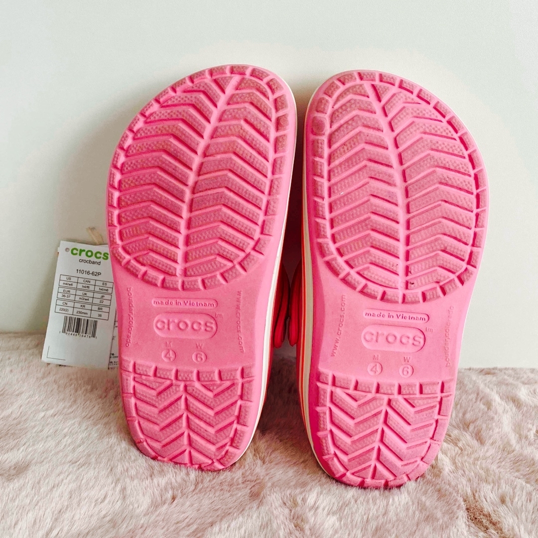 crocs(クロックス)のクロックス　crocs ピンクレモネード×ホワイト　22.0cm キッズ/ベビー/マタニティのキッズ靴/シューズ(15cm~)(サンダル)の商品写真