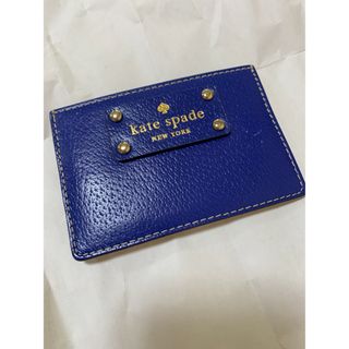 ケイトスペードニューヨーク(kate spade new york)のケイトスペード　パスケース　定期入れ　カード入れ(パスケース/IDカードホルダー)