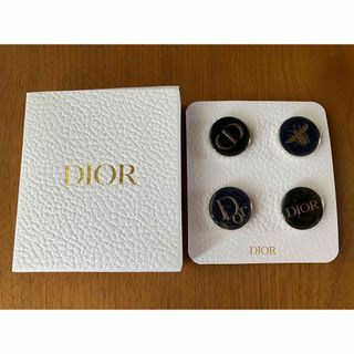 ディオール(Dior)の【新品未使用】Dior ノベルティピンバッジ(ノベルティグッズ)