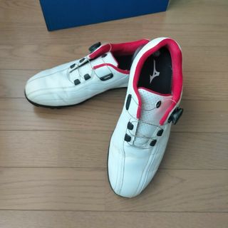 ミズノ(MIZUNO)のMIZUNO ソフトスパイクゴルフシューズ   BOA ２５．５ EEE(シューズ)