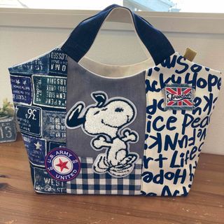 スヌーピー(SNOOPY)のスヌーピー ハンドメイドバッグデニムグラニーバッグ(バッグ)