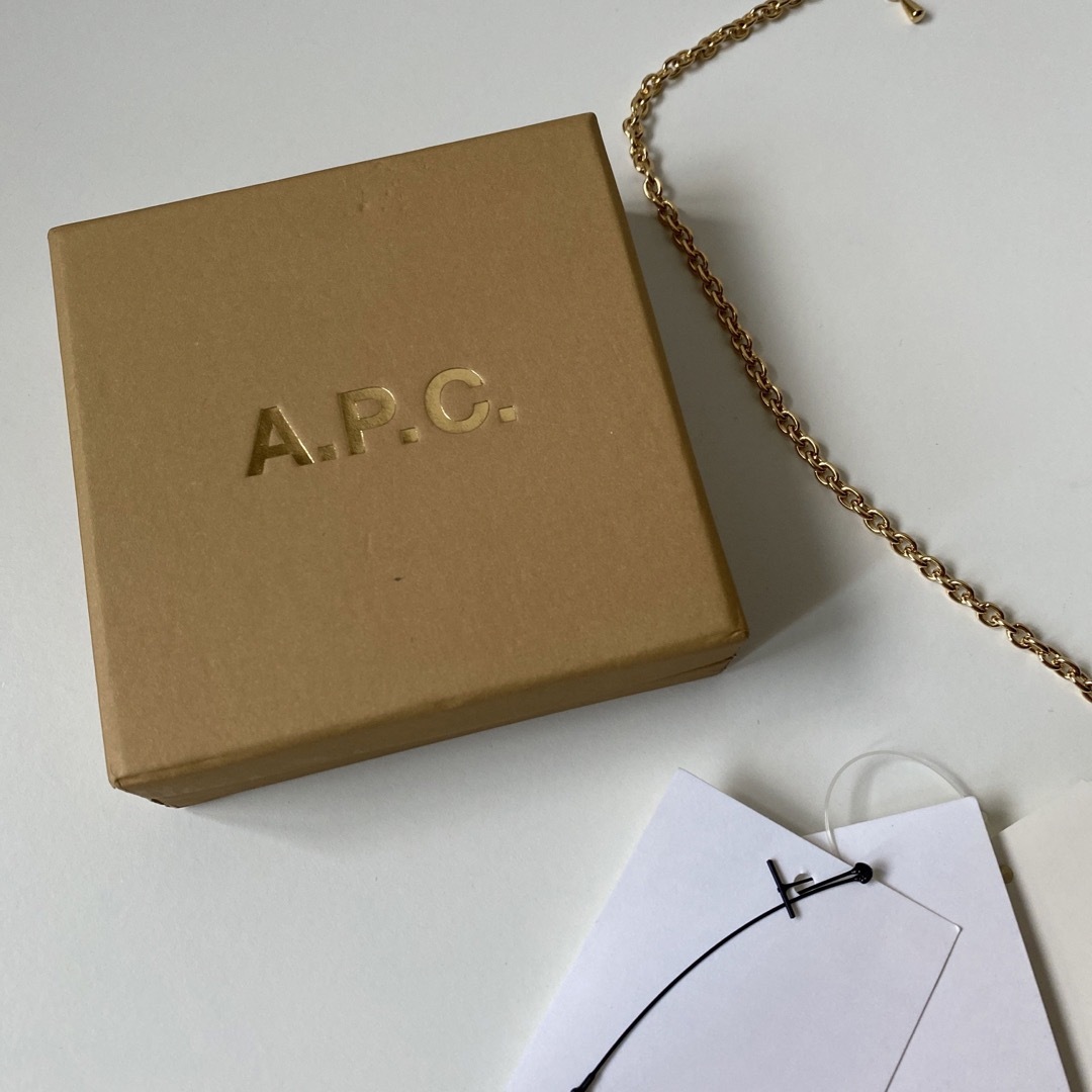 A.P.C(アーペーセー)のアーペーセー A.P.C. ペンダント ネックレス 星 スター ETOIL レディースのアクセサリー(ネックレス)の商品写真