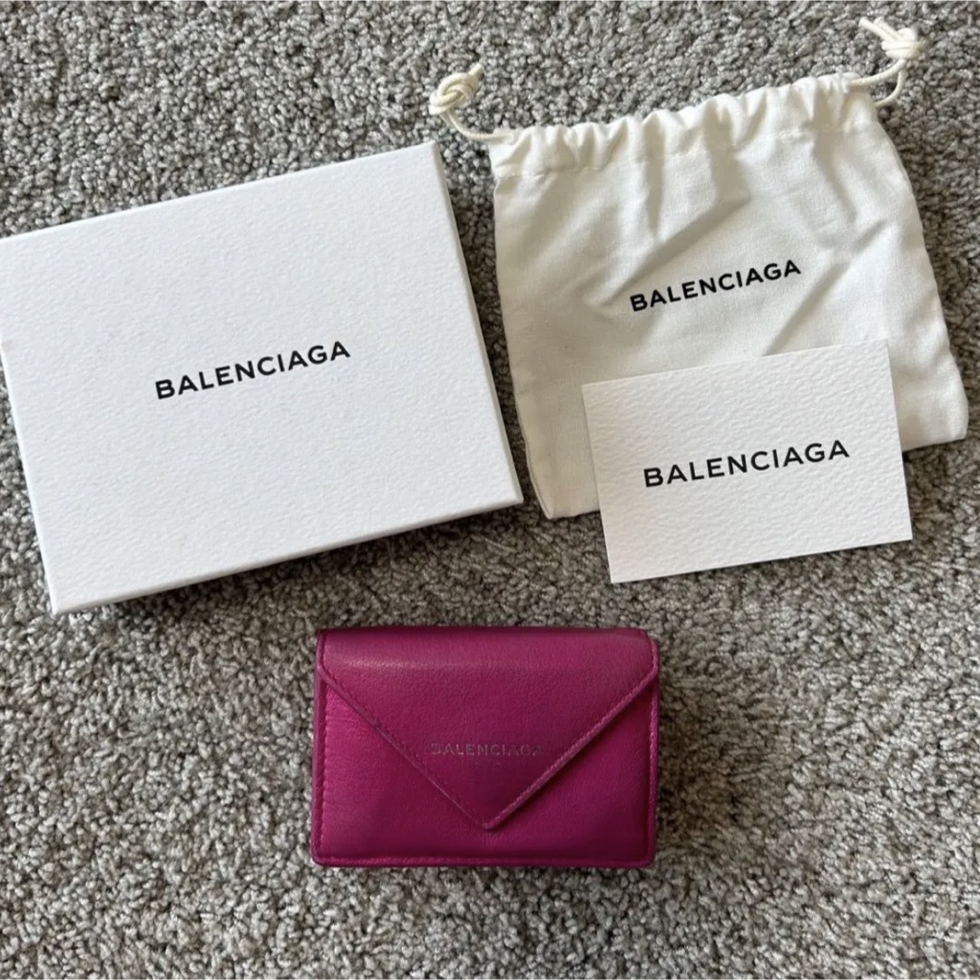 Balenciaga(バレンシアガ)の【値下げ中】バレンシアガ 三つ折り財布 ピンク レディースのファッション小物(財布)の商品写真
