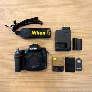 Nikon d5000本体とズームレンズのみ - www.ecotours-of-oregon.com