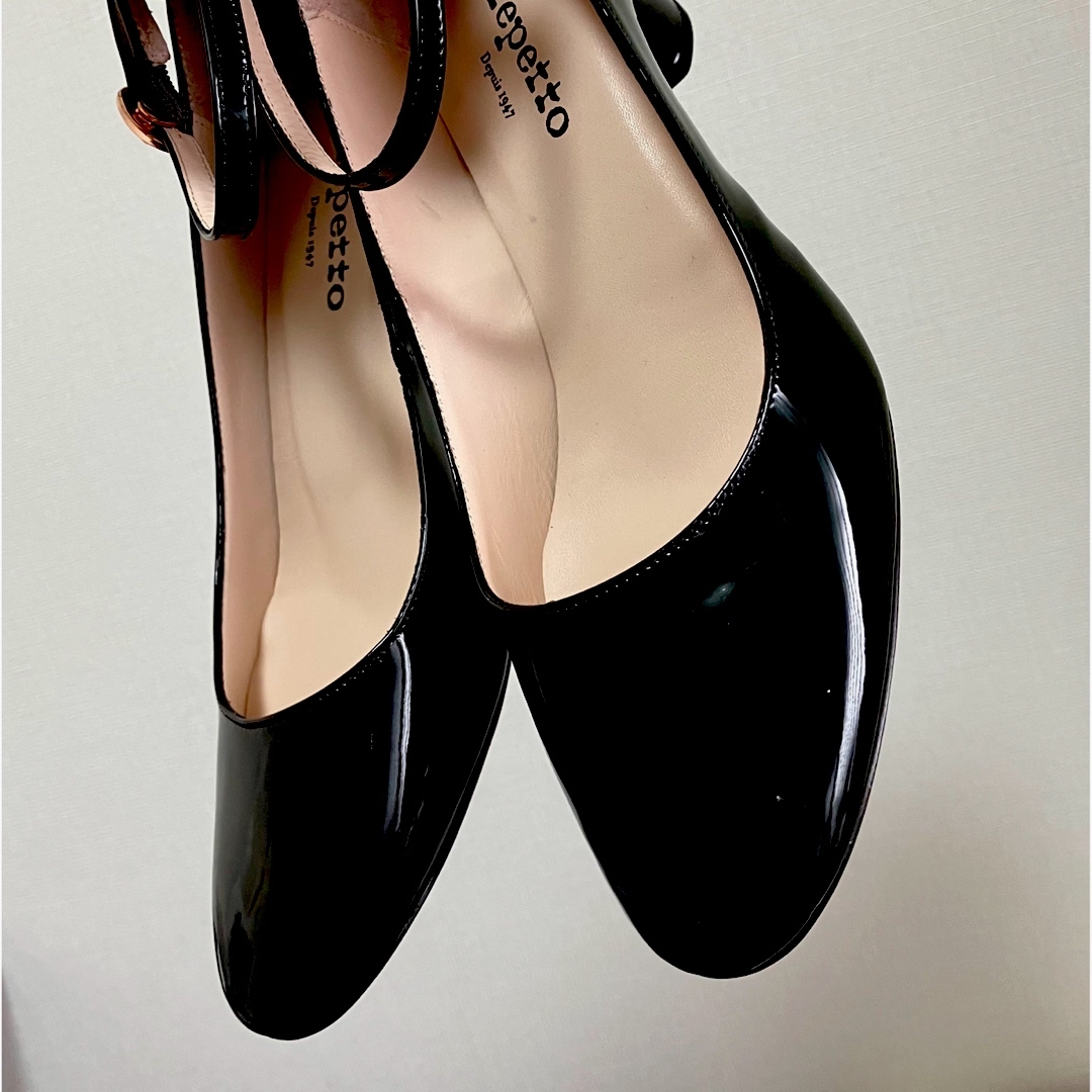 repetto(レペット)のレペット　エナメル　ストラップ　ヒール レディースの靴/シューズ(ハイヒール/パンプス)の商品写真