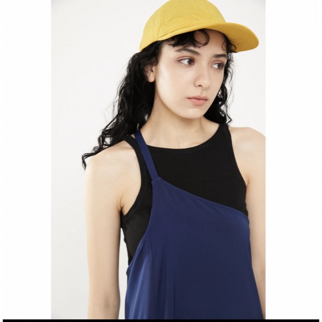 HeRIN.CYE(ヘリンドットサイ)のHeRIN.CYE ワンショルダードレス　ネイビー レディースのワンピース(ロングワンピース/マキシワンピース)の商品写真