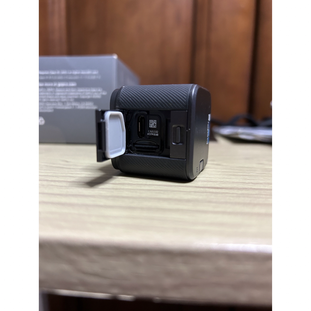 GoPro(ゴープロ)のGoPro HERO5 Session 特典セット付き！ スマホ/家電/カメラのカメラ(ビデオカメラ)の商品写真