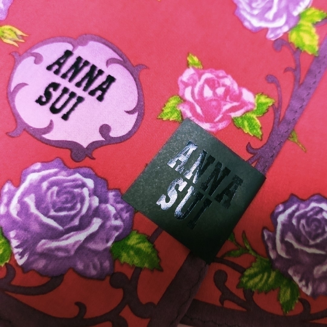 ANNA SUI(アナスイ)のANNA SUI/アナスイ ハンカチ  　レッド×薔薇 レディースのファッション小物(ハンカチ)の商品写真