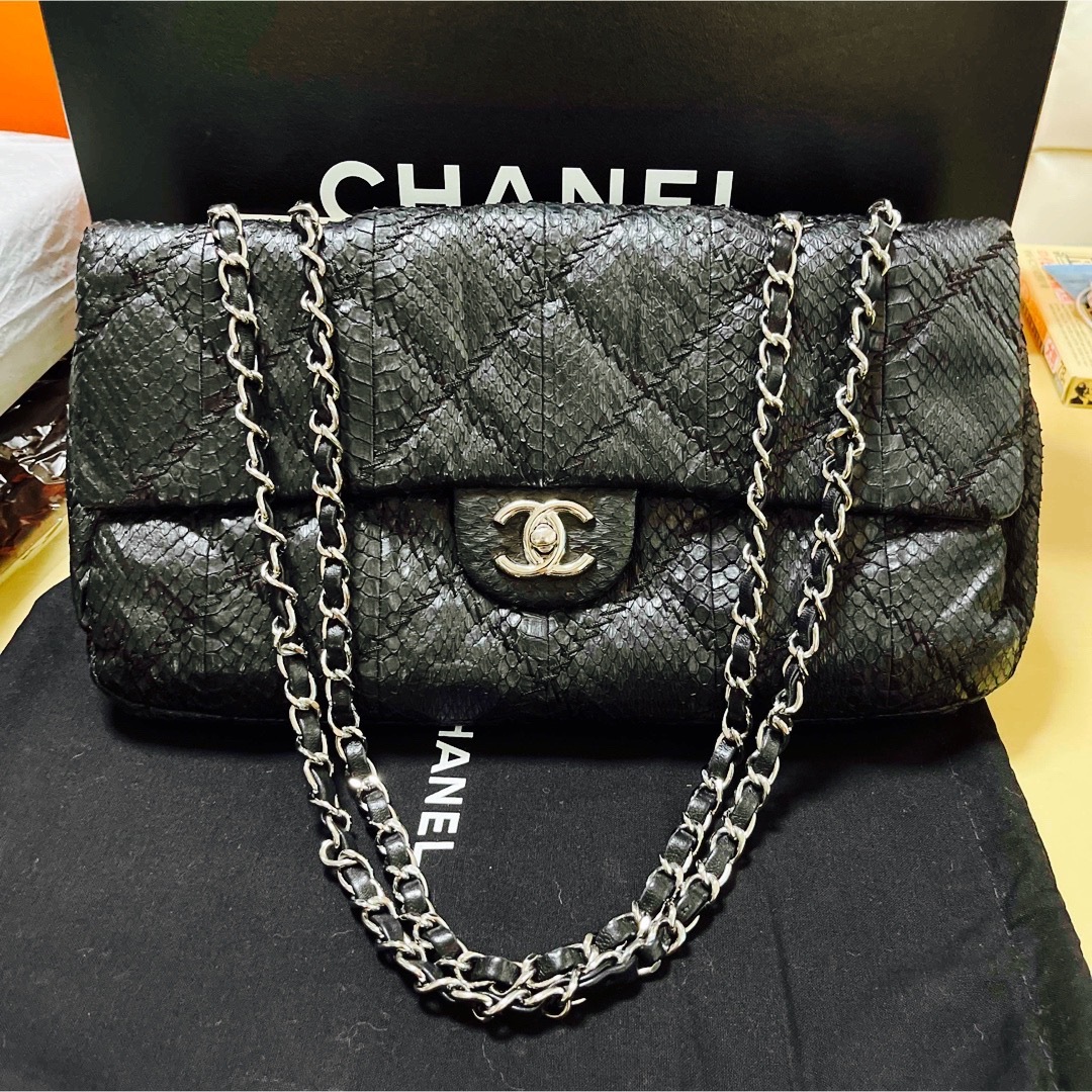 ♡新品未使用♡CHANEL♡マトラッセ♡リアルパイソン♡ソフトレザー♡超