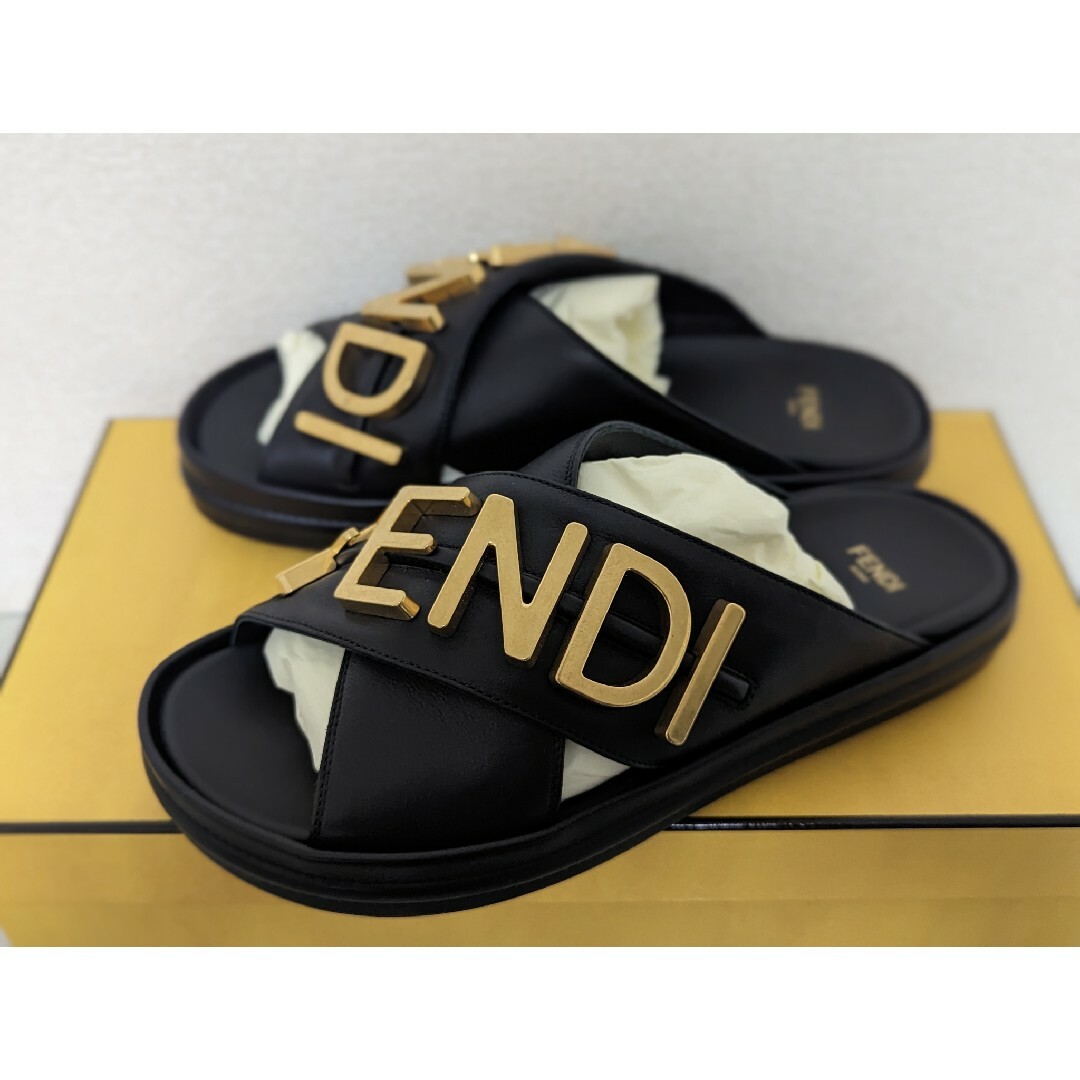 ☆セール FENDI フェンディ グラフィ レザー スライド サンダル 新品未