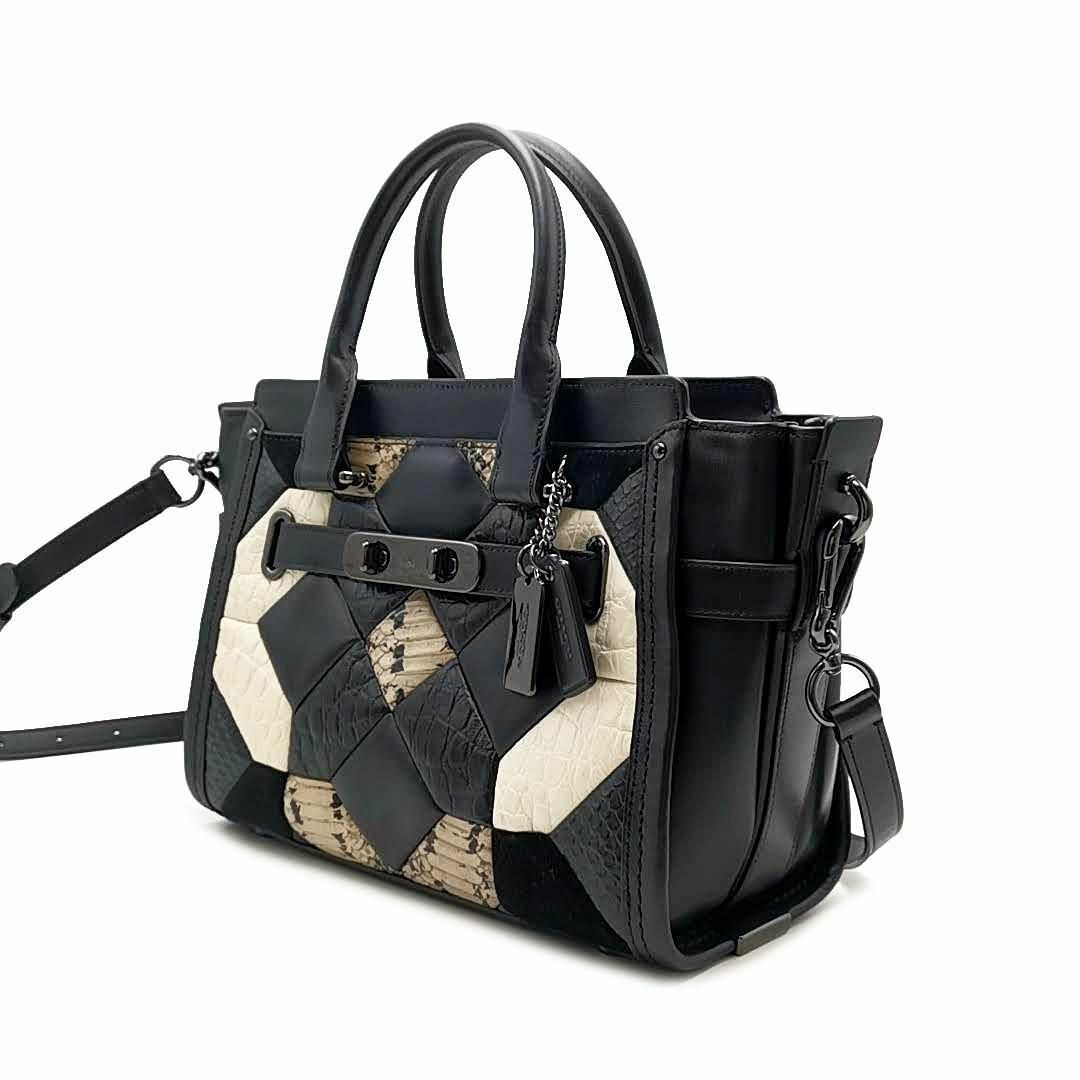 COACH - 超美品 コーチ COACH ショルダーバッグ スワッガー 03