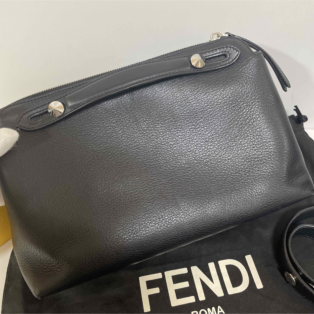 FENDI(フェンディ)の【美品】フェンディ　バイザウェイ　ミディアム　ブラック　黒　ショルダーバッグ レディースのバッグ(ショルダーバッグ)の商品写真