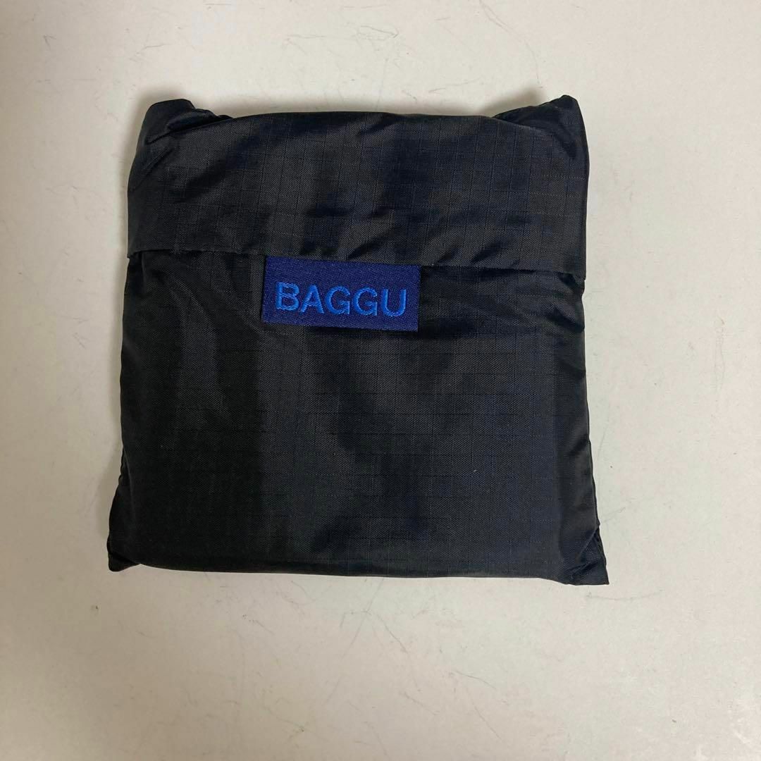 BAGGU(バグゥ)の新品未使用BAGGUエコバックStandard　BK/GOLD レディースのバッグ(エコバッグ)の商品写真