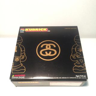 KUBRICK STUSSYのフリマアイテム一覧 KUBRICK STUSSYのフリマアイテム一覧