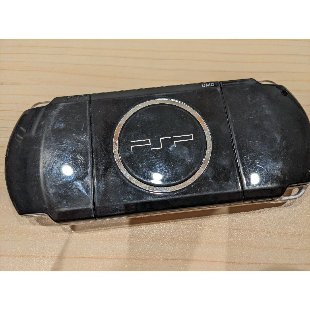 PlayStation Portable(プレイステーションポータブル)のPSP 本体 ジャンク品 エンタメ/ホビーのゲームソフト/ゲーム機本体(家庭用ゲーム機本体)の商品写真