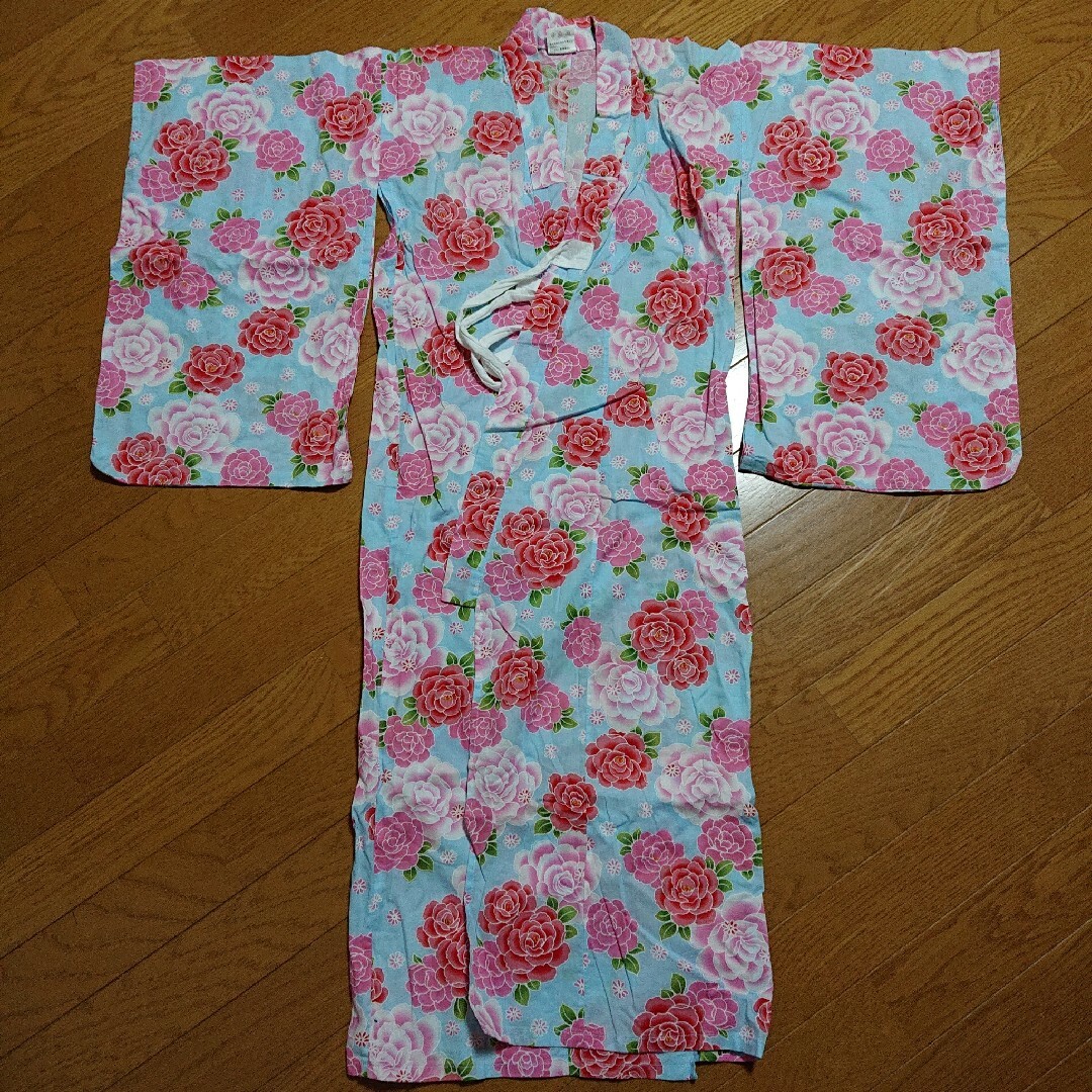 浴衣110㎝ 女の子 キッズ/ベビー/マタニティのキッズ服女の子用(90cm~)(甚平/浴衣)の商品写真