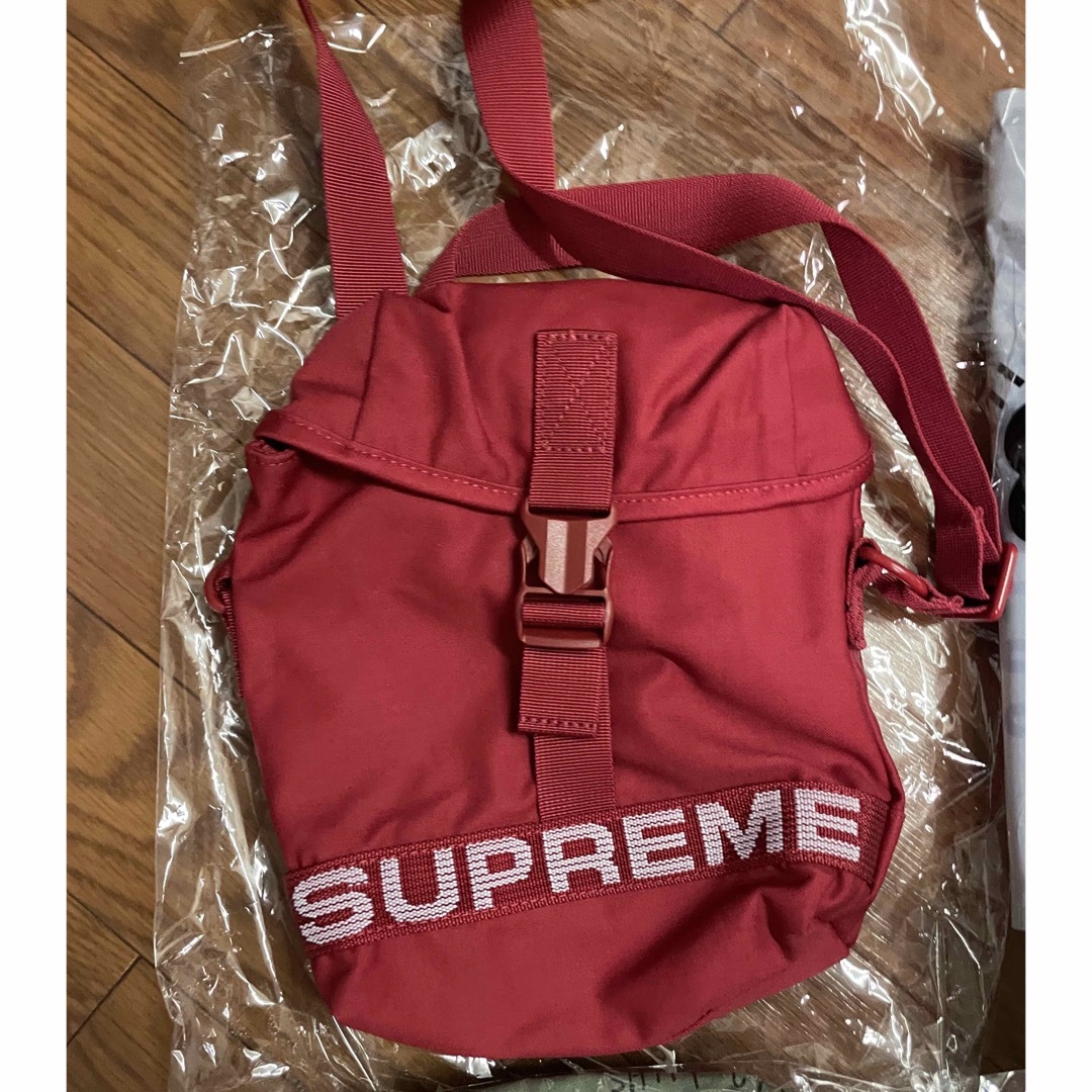 赤 Supreme shoulder bag red