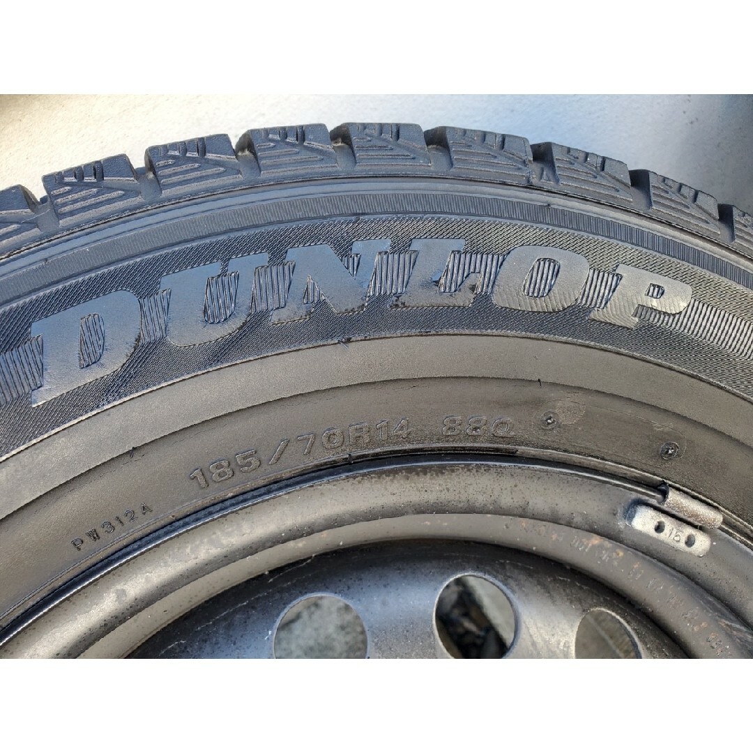 スタッドレス 185/70R14  DUNLOP