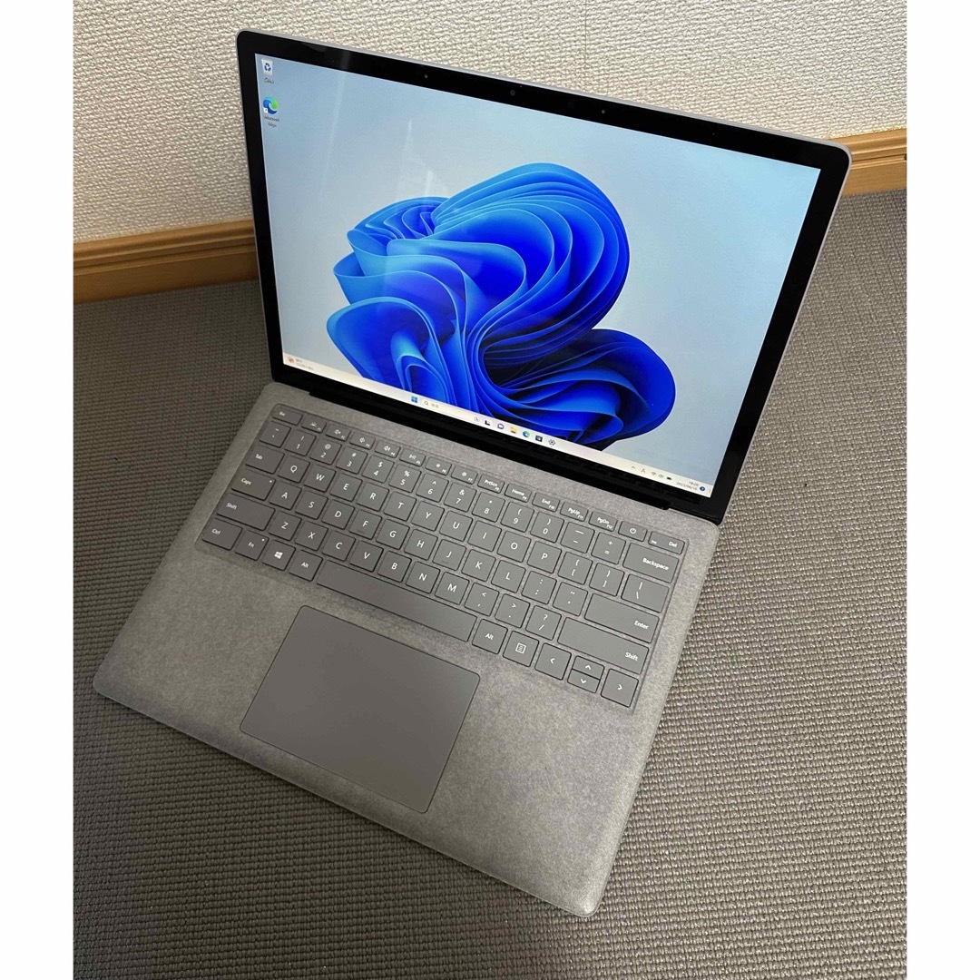 Microsoft(マイクロソフト)のSurface Laptop4 Ryzen5/16GB/USキーボード スマホ/家電/カメラのPC/タブレット(ノートPC)の商品写真