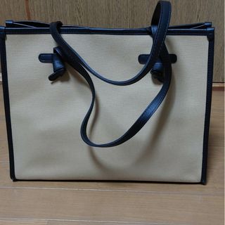 ジャンニキャリーニ(GIANNI CHIARINI)の美品！GIANNI CHIARINIバック(トートバッグ)