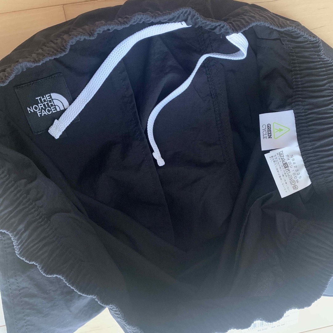 THE NORTH FACE(ザノースフェイス)のノースフェイス メンズ バーサタイルショーツ Lサイズ 国内正規品 Black メンズのパンツ(ショートパンツ)の商品写真