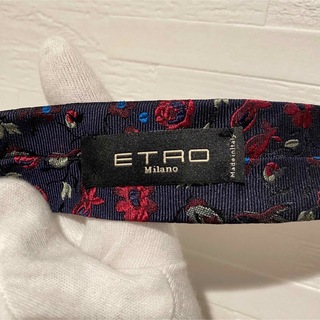 美品 エトロ ETRO フローラルパターン 花柄 刺繍 ネクタイ