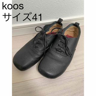 コース(KOOS)のKoosコース　レザーフラットシューズ　サイズ41(スリッポン/モカシン)
