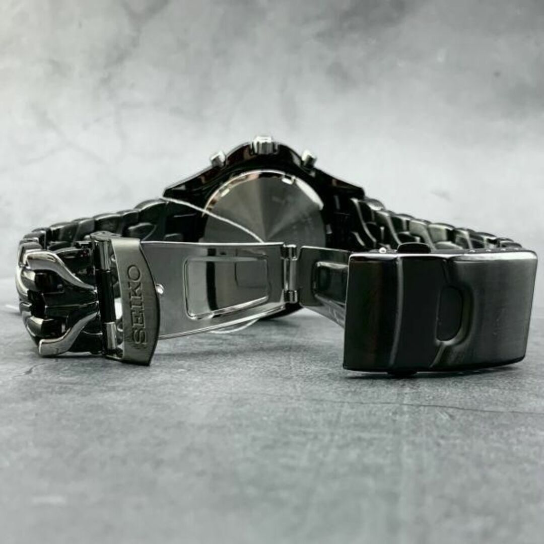 新品★セイコー 光沢あるブラック加工★SEIKO ソーラー メンズ腕時計