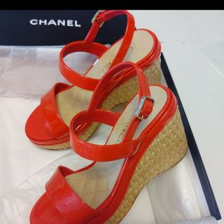 シャネル ウェッジサンダルの通販 70点 | CHANELを買うならラクマ