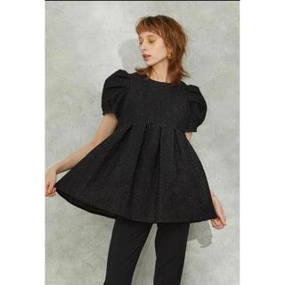 bow.a ボウエー　JACQUARD PEONY TOPS(シャツ/ブラウス(半袖/袖なし))