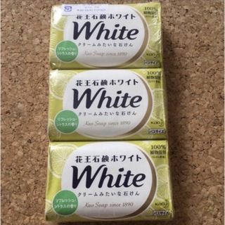 カオウ(花王)の花王石鹸ホワイト 130g×3 リフレッシュシトラスの香り 新品 (ボディソープ/石鹸)