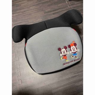 ディズニー(Disney)のディズニー ジュニアシート(自動車用チャイルドシート本体)