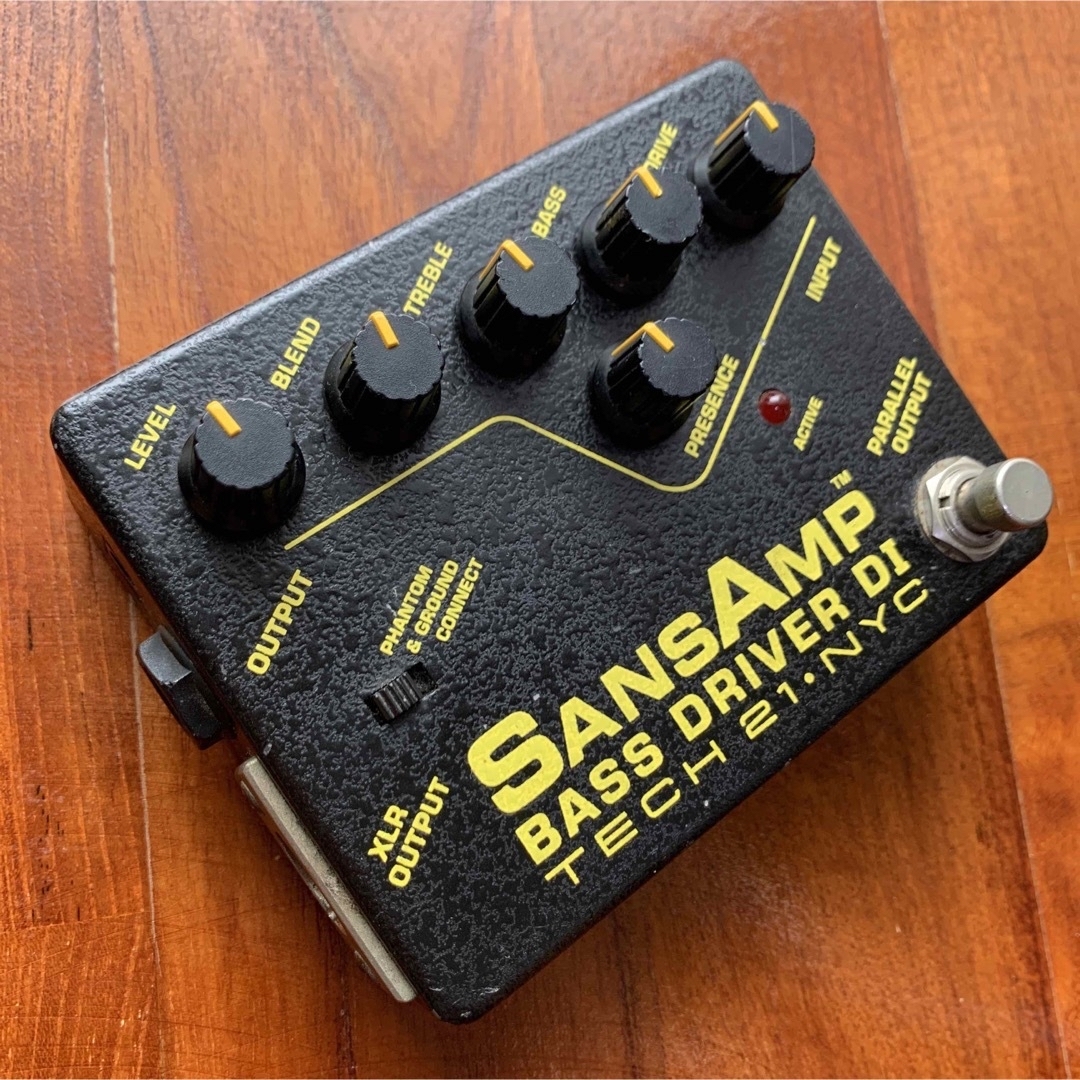 【初期型】 TECH21 SANSAMP BASS DRIVER DI V1