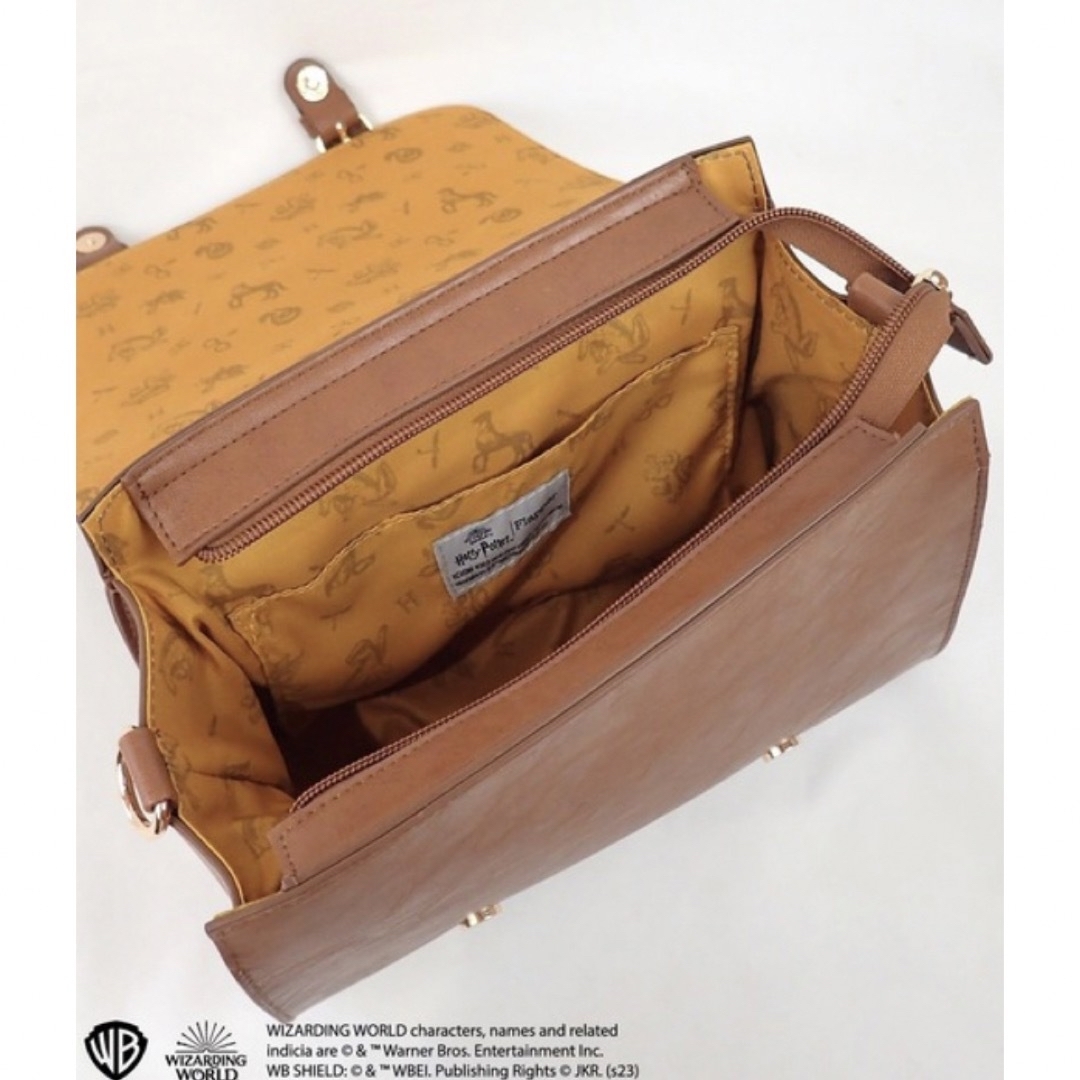 ハリーポッター　公式コラボ商品　ショルダーバッグ　リュック レディースのバッグ(ショルダーバッグ)の商品写真