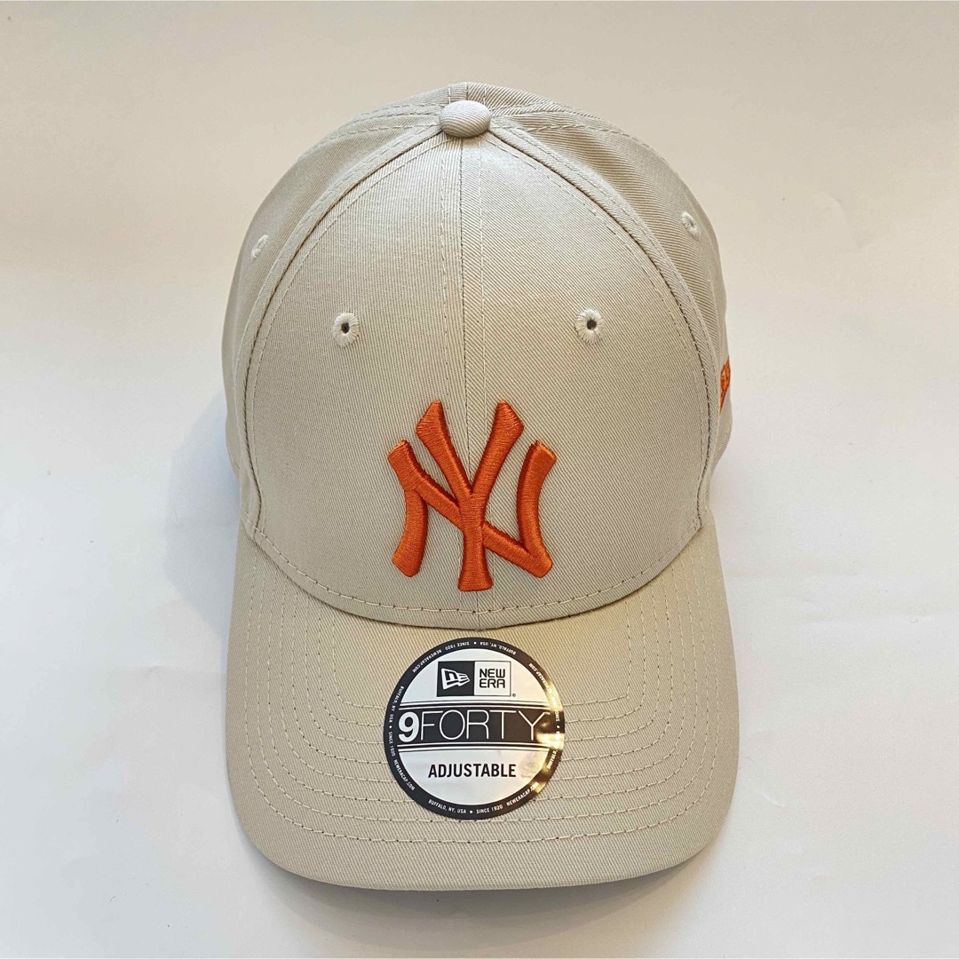 NEW ERA(ニューエラー)の【新品未使用】NEW ERA ニューエラ NY キャップ  ベージュ レディースの帽子(キャップ)の商品写真