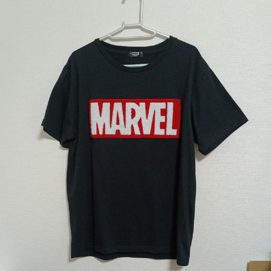 MARVEL(マーベル)のMARVEL　Tシャツ　　Ｌサイズ レディースのトップス(Tシャツ(半袖/袖なし))の商品写真