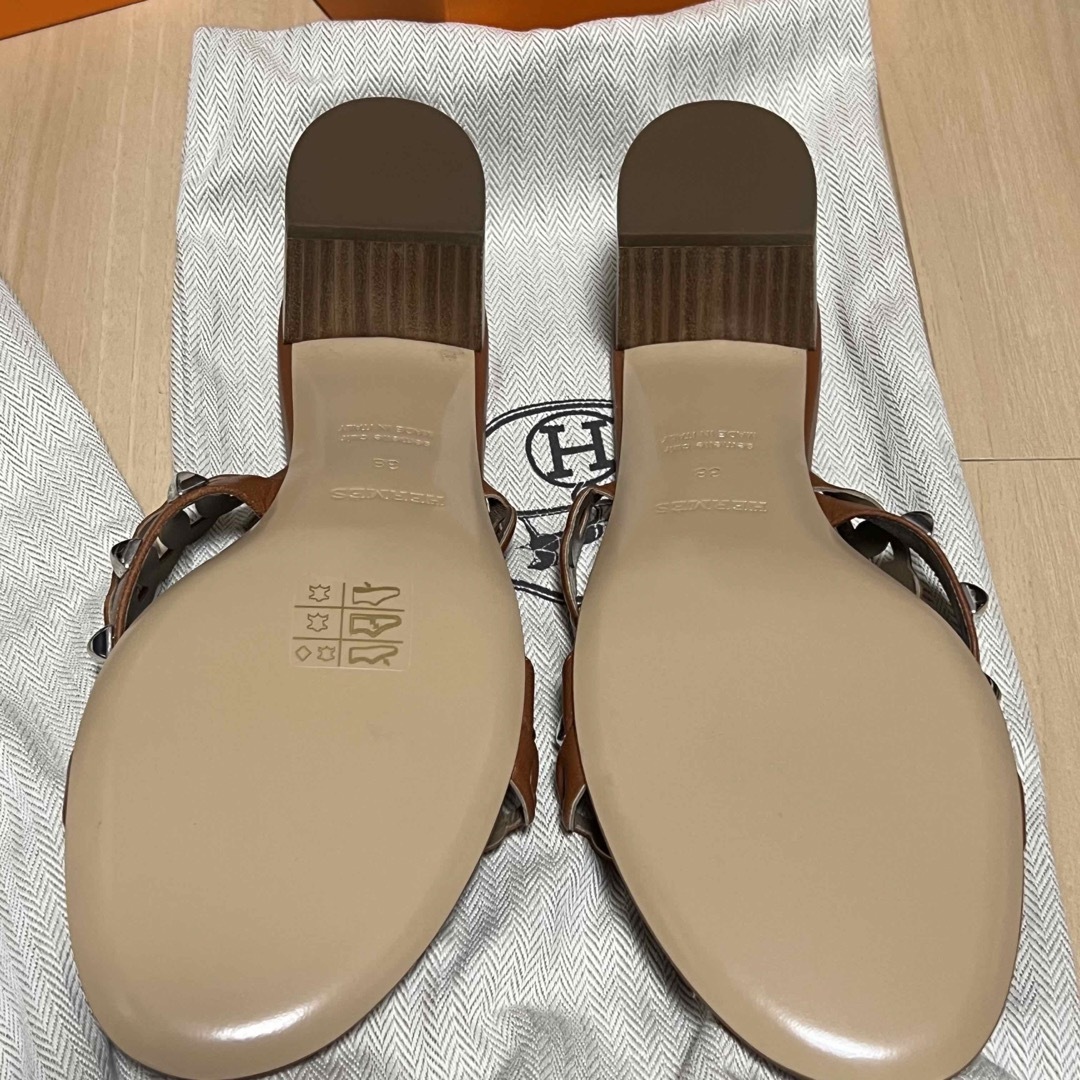 エルメス サンダル シェーヌダンクル アジャッチオ Hermes Ajaccio-